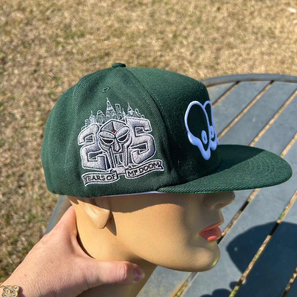 MF DOOM “THROW 25” Green Flat Brim Snapback Hat Embroidered Hip-Hop Cap - Picture 3 of 16